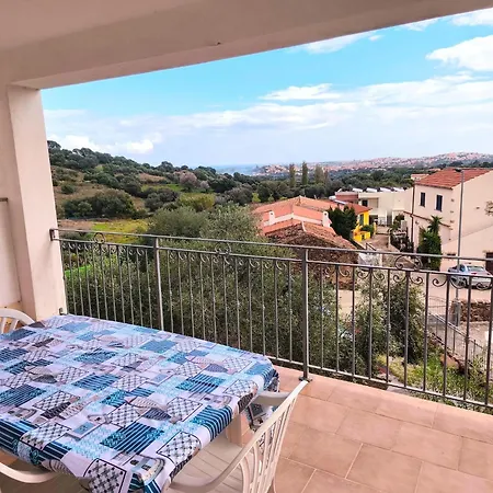 Near With A Sea-view Terrace Apartament