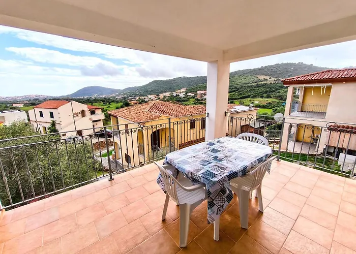 Daire Near With A Sea-view Terrace Budoni